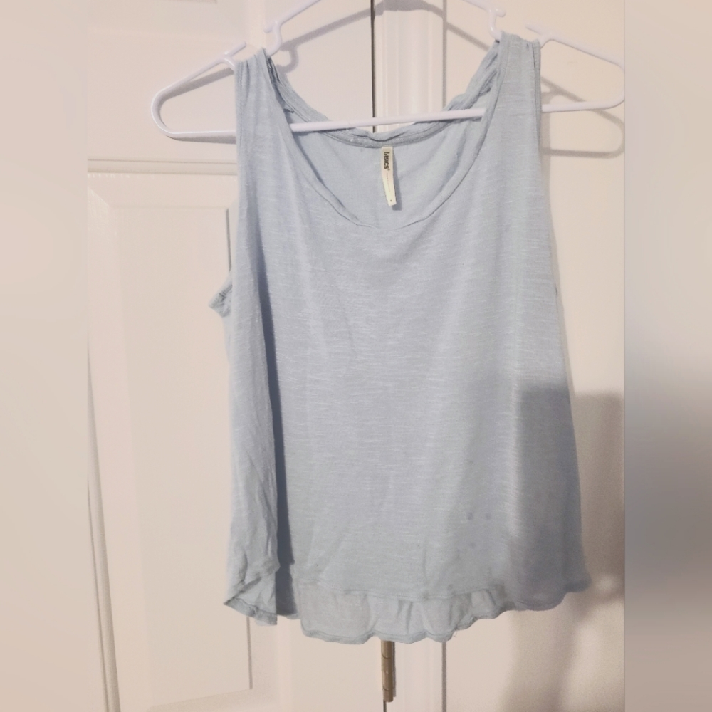 Flower soft crop tank